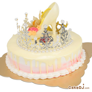 溫心女王造型蛋糕